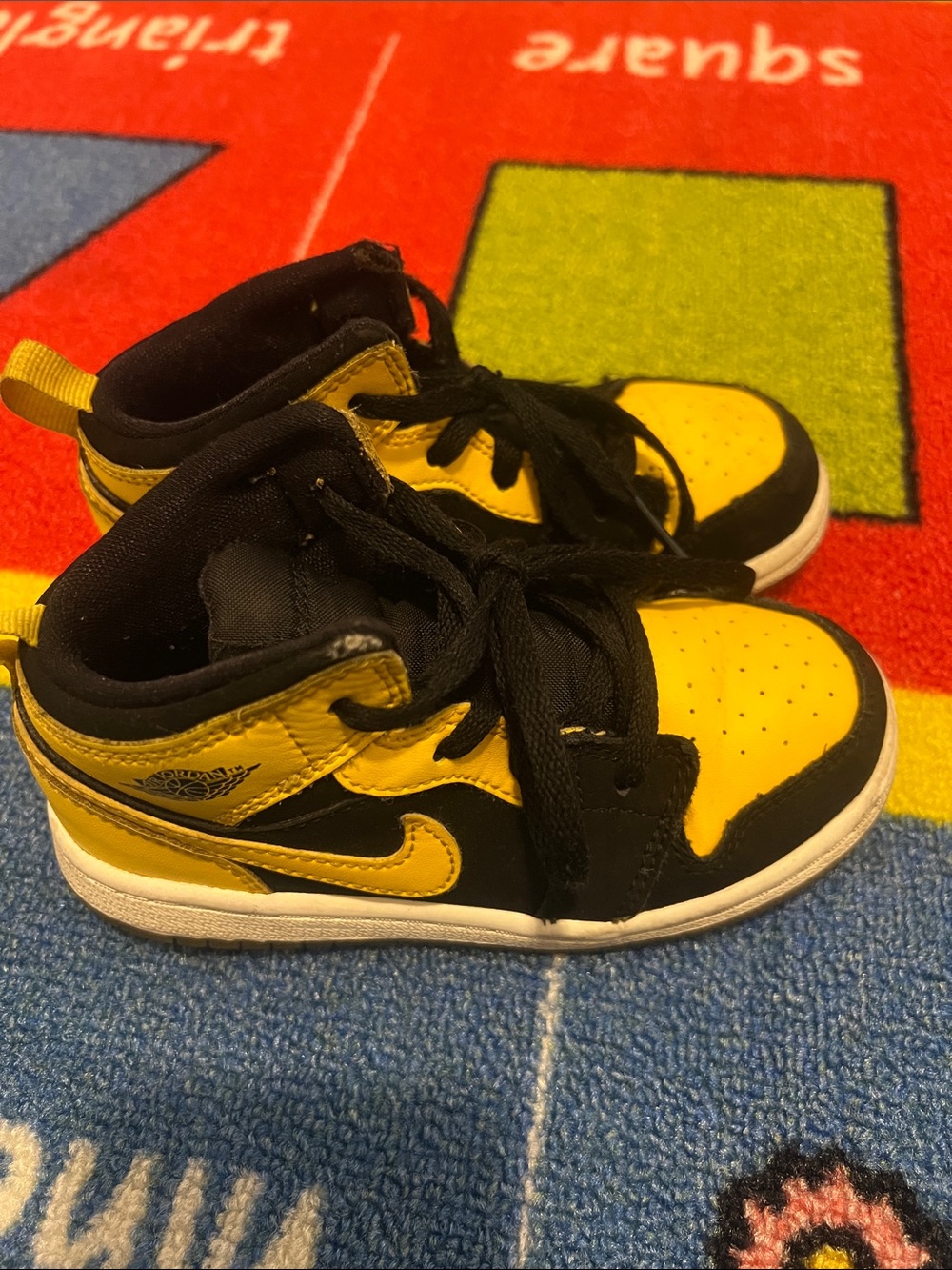 Nike Kids Yellow and Black High-Top Sneakers